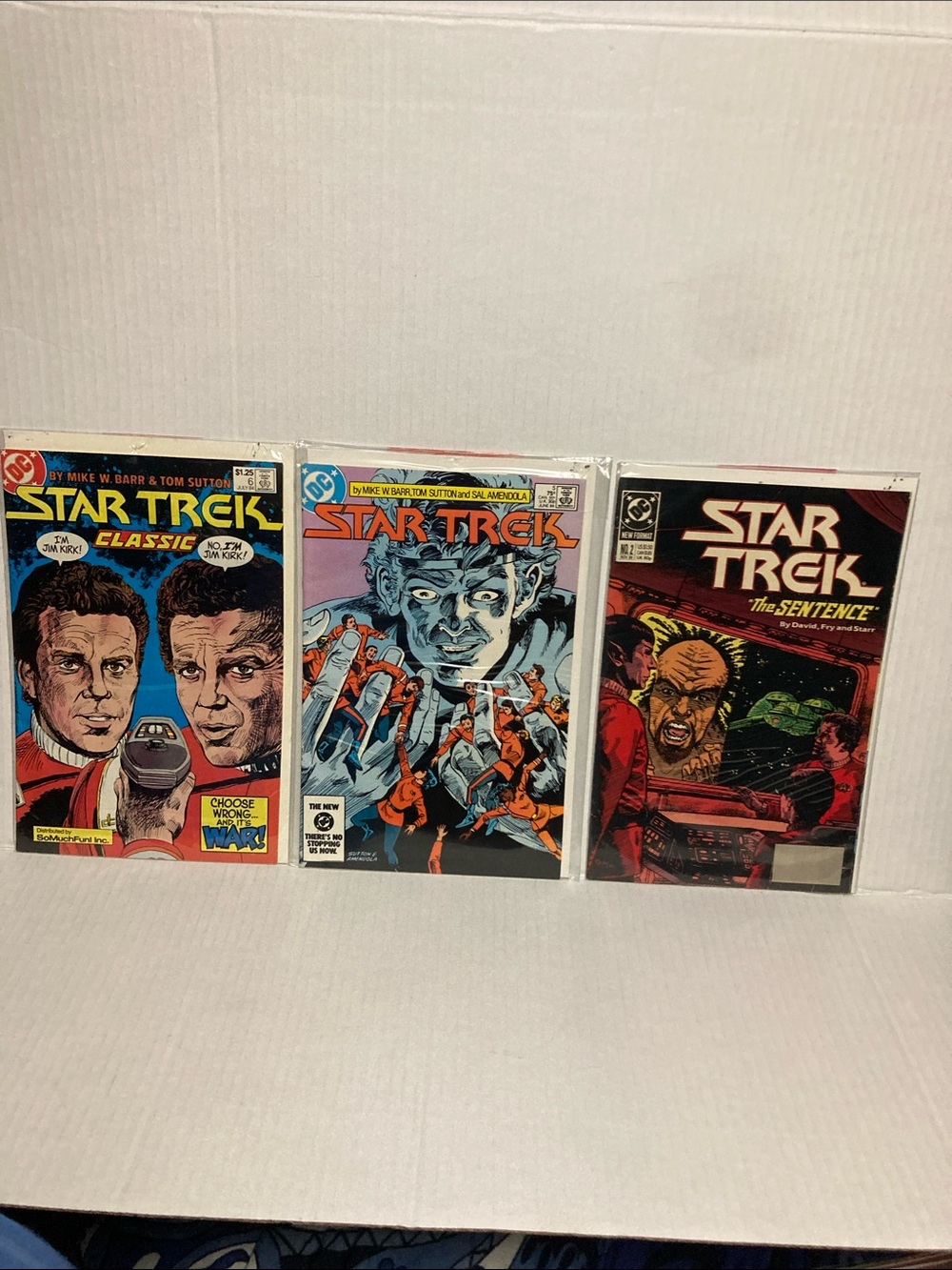 DC Star Trek Classic Comic - Red Blue Black Cover